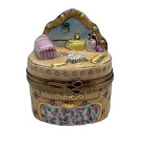 Vtg Limoges France Peint Vanity Dressing Table Porcelain Trinket Box Ltd Edt